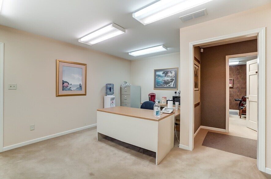 More Photos Of 1354 N Monroe Dr, Xenia Medical For Lease