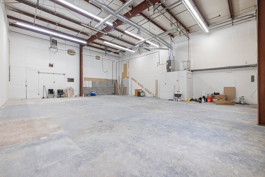 More Photos Of 7881 Beechcraft Ave, Gaithersburg Industrial For Sale