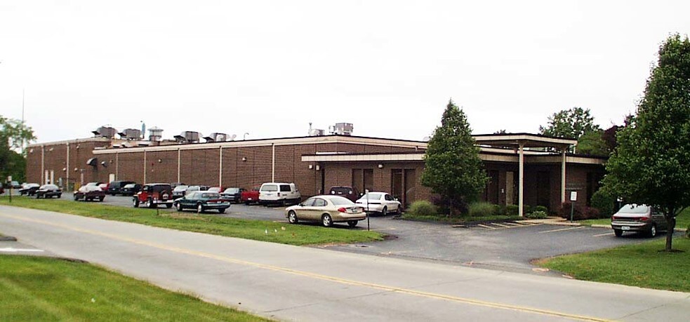 More Photos Of 2303 Schuetz Rd, Saint Louis Manufacturing For Sale