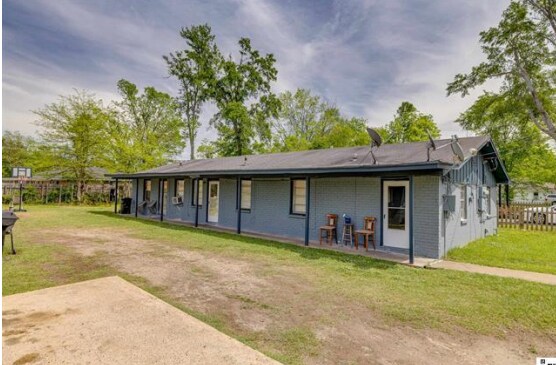 More Photos Of 1411 Griffin St, Monroe Specialty For Sale