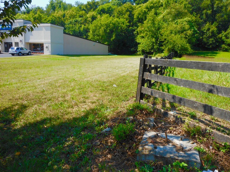 More Photos Of 3440 Brandon Ave, Roanoke Land For Lease