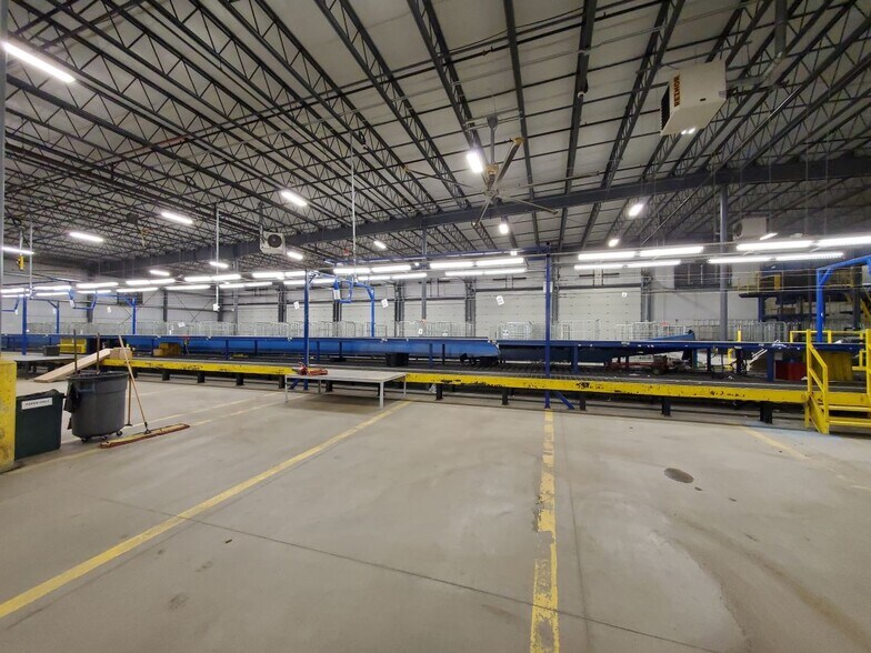 More Photos Of 2612 Kersten Ct, Kalamazoo Warehouse For Lease