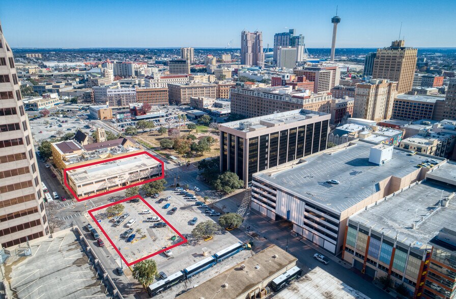 More Photos Of 800 Navarro St, San Antonio Office For Lease