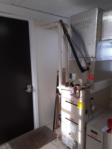 More Photos Of 683 NY-17M, Monroe Office For Lease