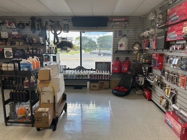 More Photos Of 7216 Ritchie Hwy, Glen Burnie Freestanding For Sale