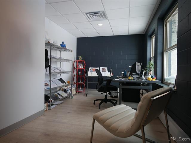 More Photos Of 608 Shelden Ave, Houghton Loft Creative Space For Sale