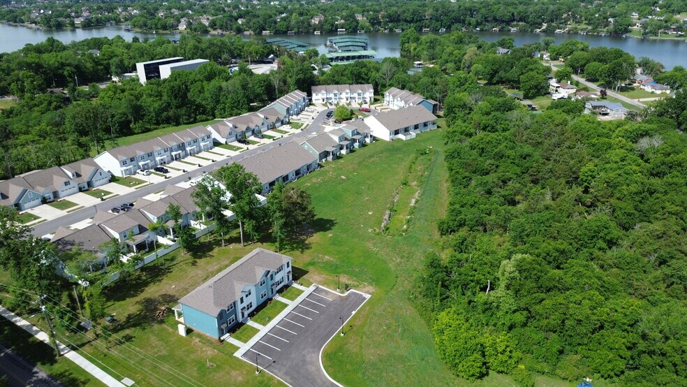 More Photos Of 1136 Lock 4 Rd, Gallatin Apartments For Sale