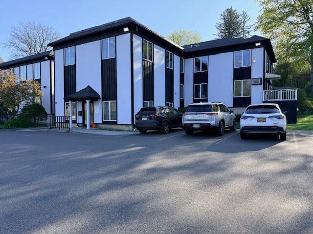 More Photos Of 515-527 Route 22, Pawling Loft Creative Space For Lease
