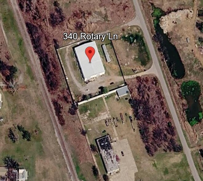 More Photos Of 340 Rotary Ln, Waurika Warehouse For Sale
