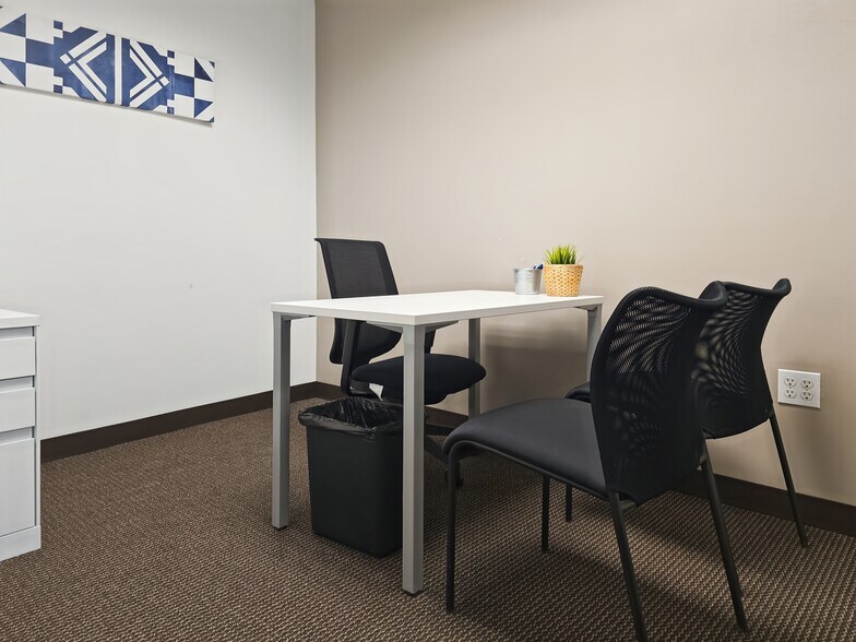 More Photos Of 4800 Meadows Rd, Lake Oswego Coworking Space