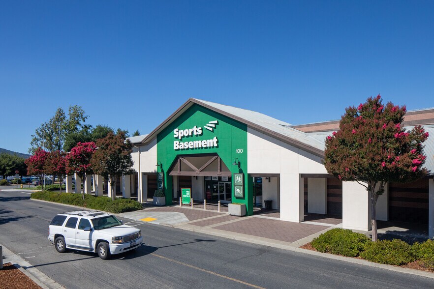 More Photos Of 200-300 Vintage Way, Novato Unknown For Lease