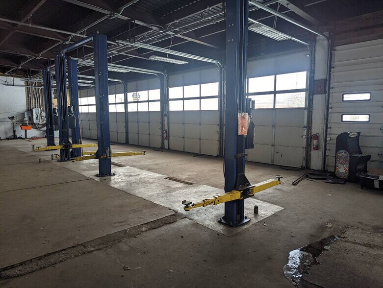 More Photos Of 151 Walnut St, Kittanning Auto Dealership For Sale