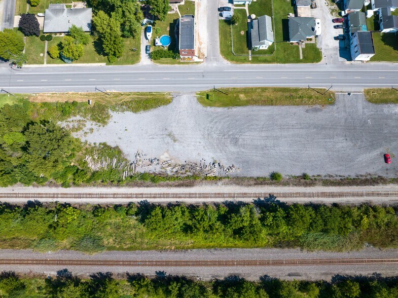 More Photos Of 300 Railroad Ave, Wheeler Auto Repair For Sale