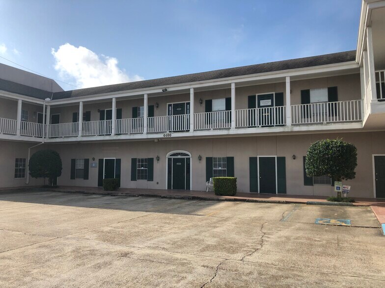 More Photos Of 4400 Trenton St, Metairie Loft Creative Space For Sale