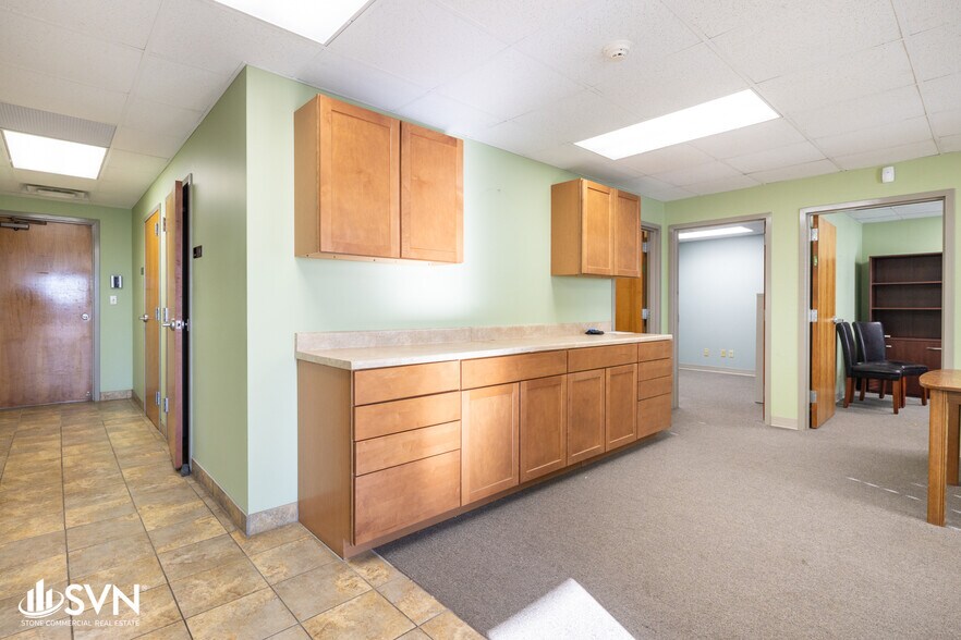 More Photos Of 111 Capital Ct, Nicholasville Industrial For Sale