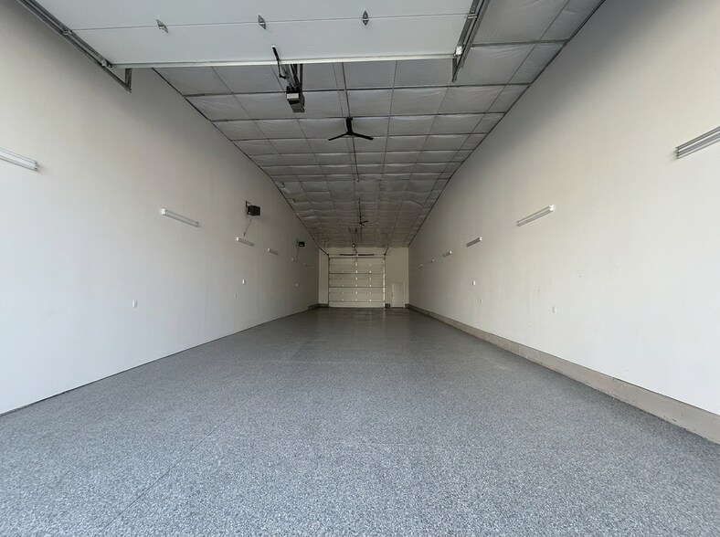 More Photos Of 9049 Horseshoe Bend Rd, Eagle Self Storage For Sale
