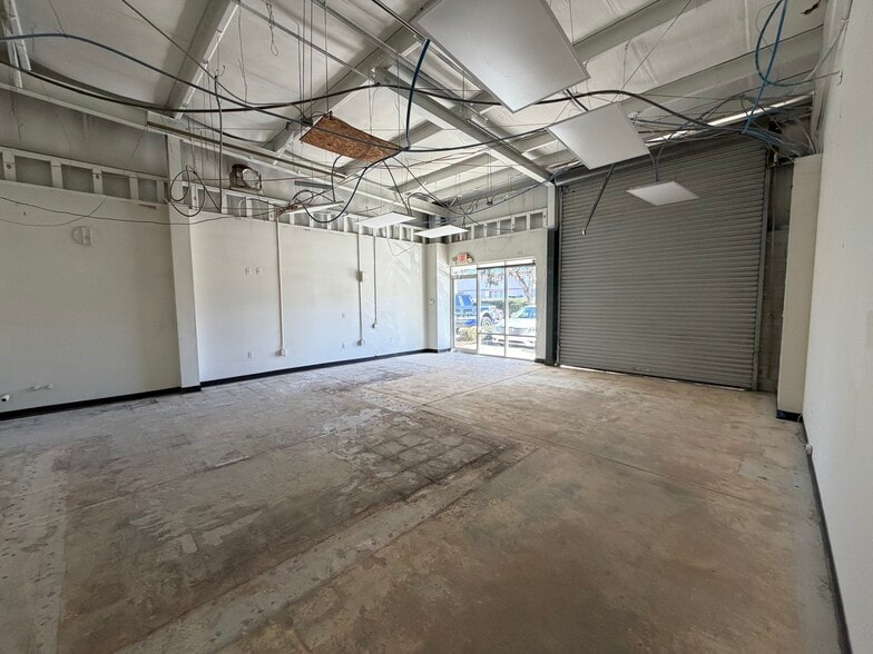 More Photos Of 933 Beville Rd, Daytona Beach Unknown For Lease