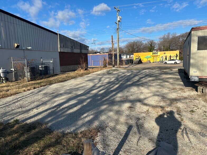 More Photos Of 2814 Hull, Richmond Land For Lease