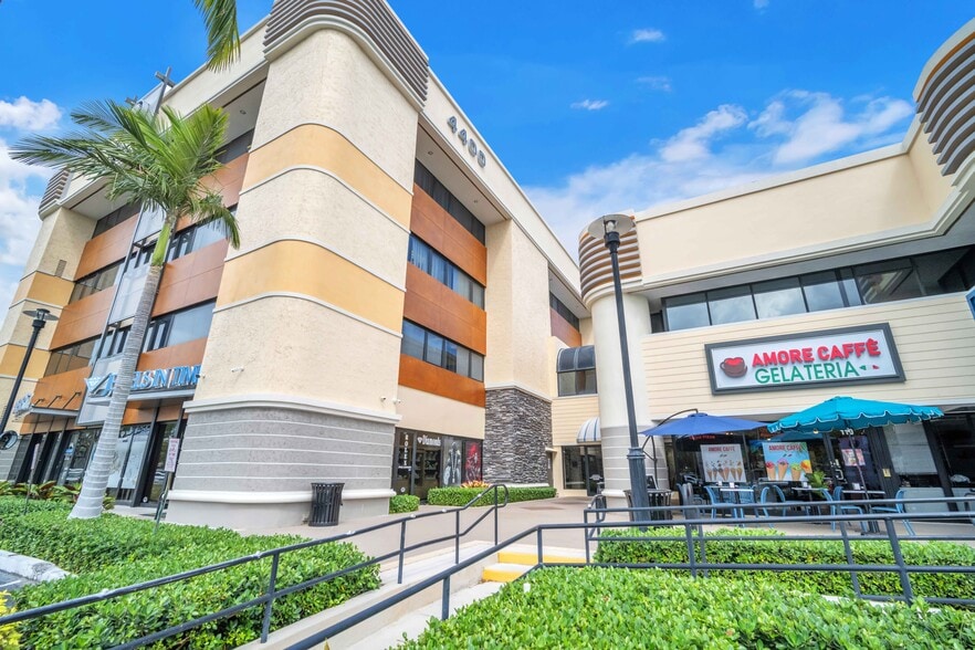 More Photos Of 4400 N Federal Hwy, Boca Raton Unknown For Lease