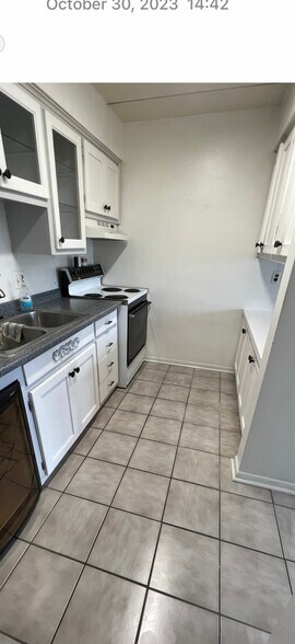 More Photos Of 408 N Liberty St, Belleville Apartments For Sale