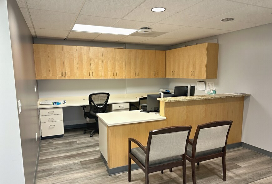 More Photos Of 10001 N Washington St, Thornton Medical For Sale