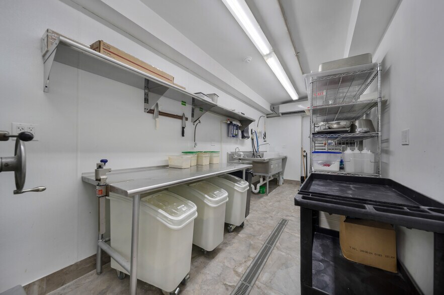 More Photos Of 1201-1223 W Flagler St, Miami Apartments For Lease