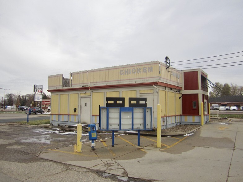 More Photos Of 1060 Madison Ave, Mankato Fast Food For Lease