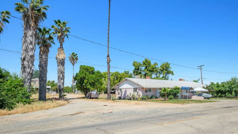 More Photos Of 10861 Reed Ave, Reedley Land For Sale