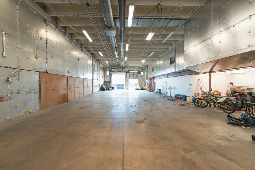 More Photos Of 1270 S Lipan St, Denver Manufacturing For Sale