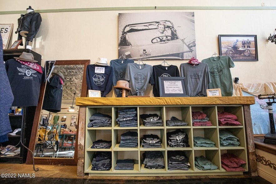 More Photos Of 213 N Kinsley Ave, Winslow Storefront For Sale