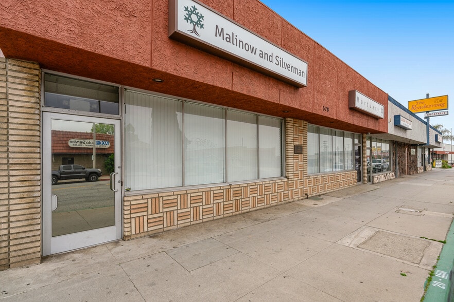 Primary Photo Of 578-580 E San Bernardino Rd, Covina Medical For Sale