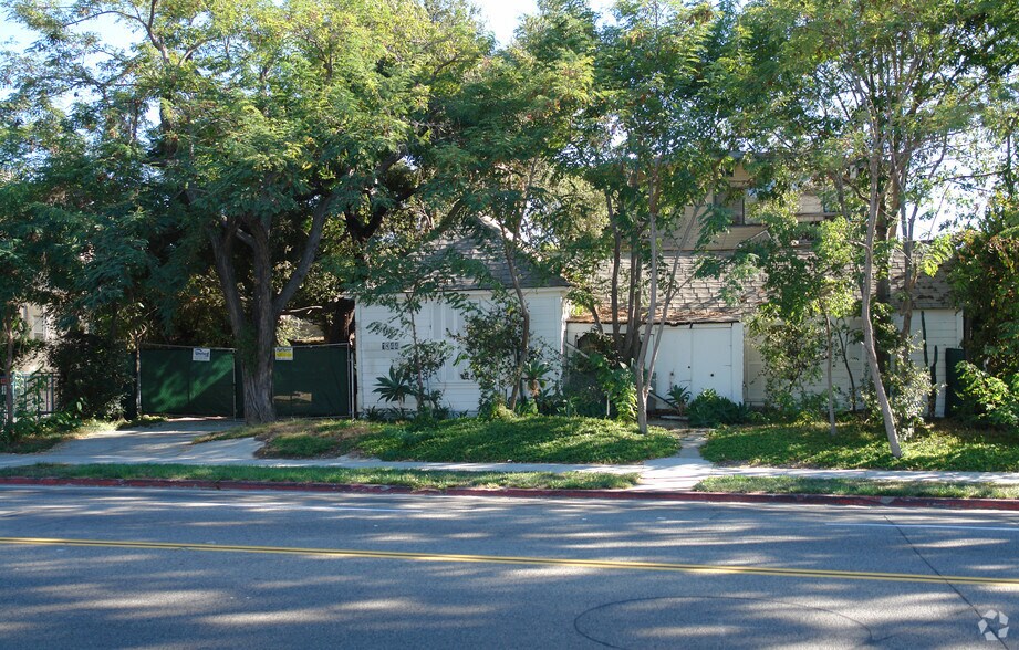 More Photos Of 1344 E Broadway, Glendale Apartments For Sale