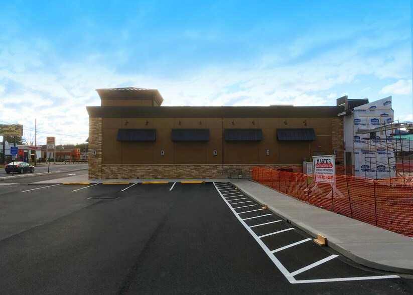 More Photos Of 1734-1764 E 3rd St, Williamsport Storefront For Lease