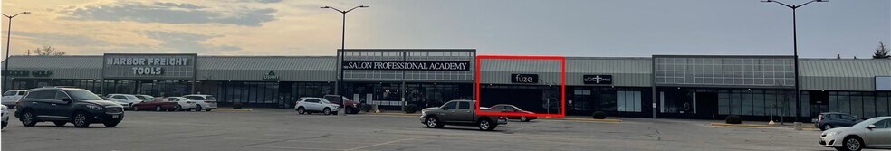 More Photos Of 3305-3365 W College Ave, Appleton General Retail For Lease