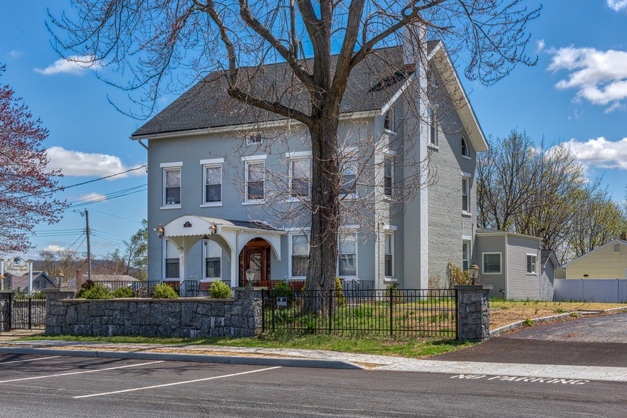 Primary Photo Of 97 Broadway, Verplanck Funeral Home For Lease
