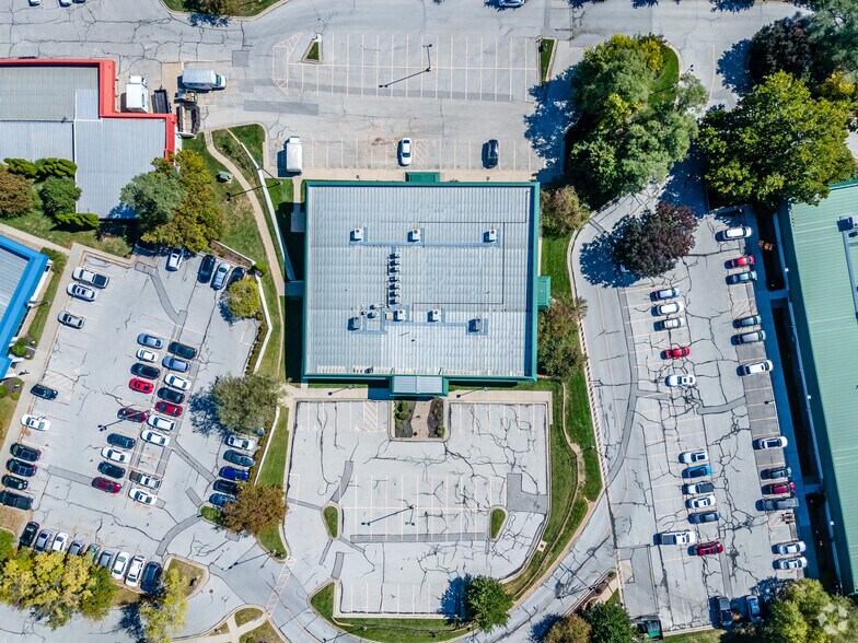 More Photos Of 1440 NW Vivion Rd, Kansas City Office For Lease