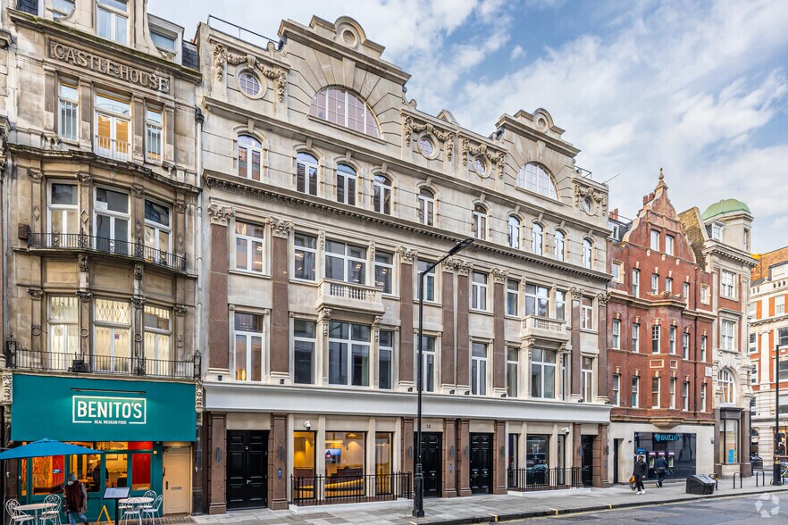 More Photos Of 10 Great Castle St, London Office For Lease