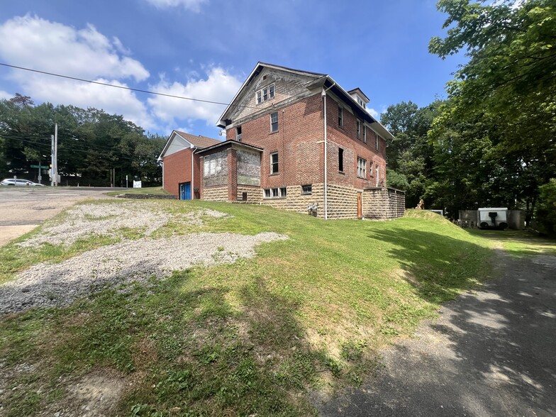 More Photos Of 8200 Perry Hwy, Pittsburgh Freestanding For Sale