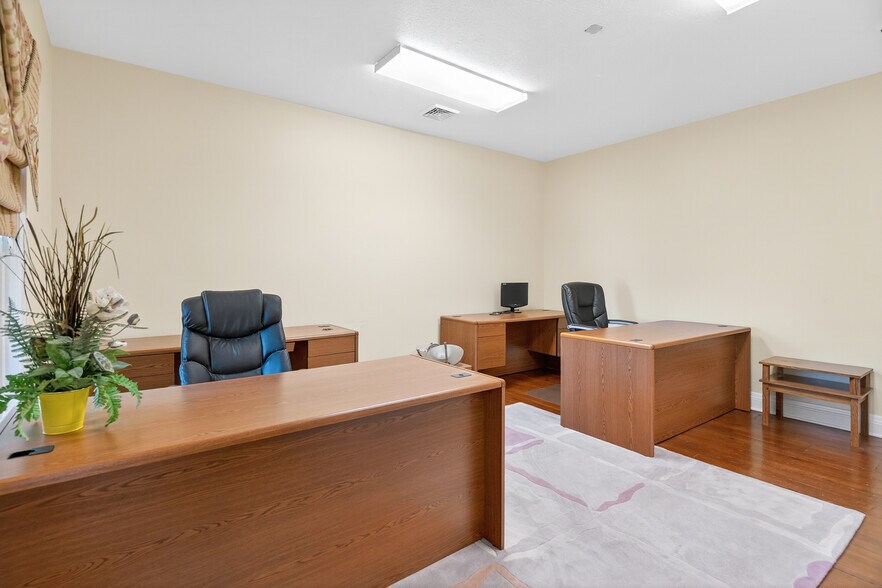 More Photos Of 1441 Saint Marys Ave, Sidney Office For Sale