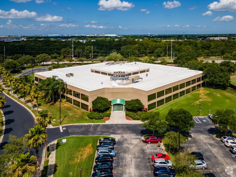 More Photos Of 4511 N Himes Ave, Tampa Office Residential For Lease