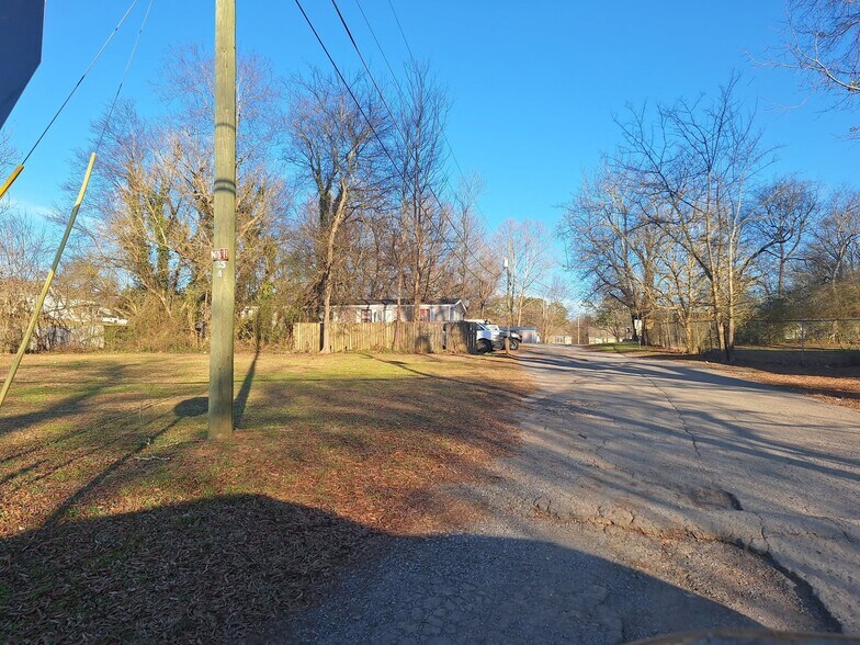 More Photos Of 321 S Main St, Adairsville Trailer Camper Park For Sale