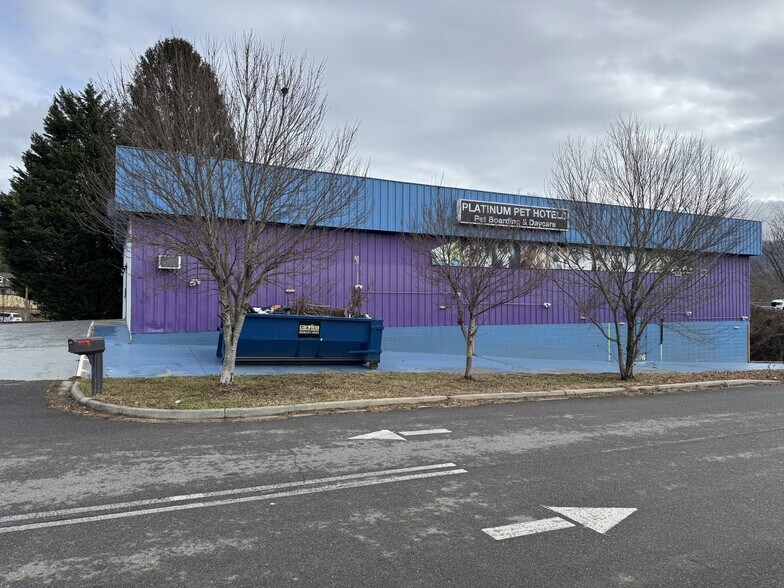 Primary Photo Of 900 W Chapel Rd, Asheville Showroom For Sale