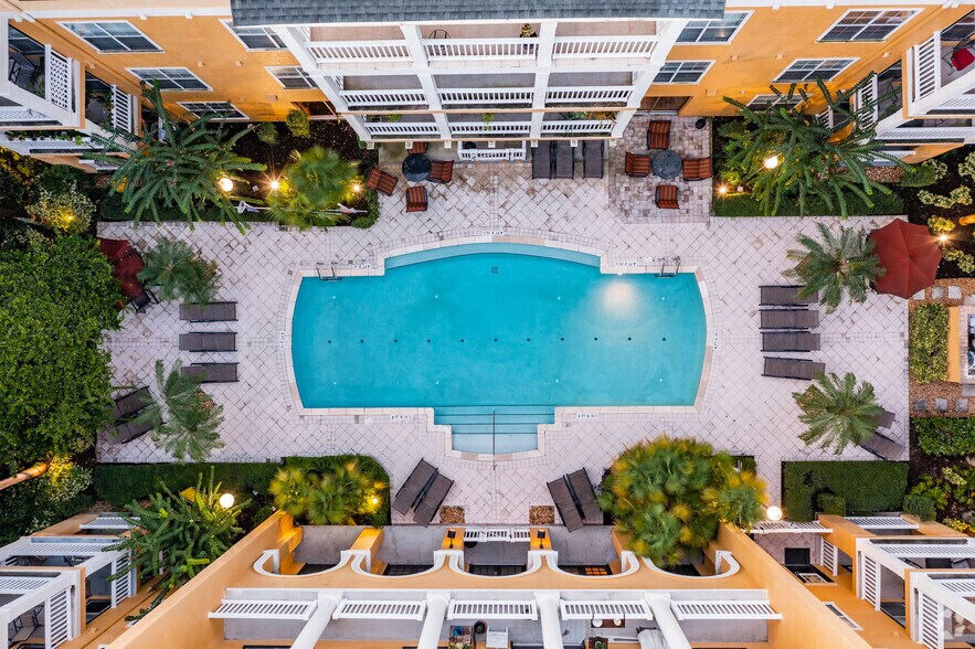 More Photos Of 860 N Orange Ave, Orlando Apartments For Sale