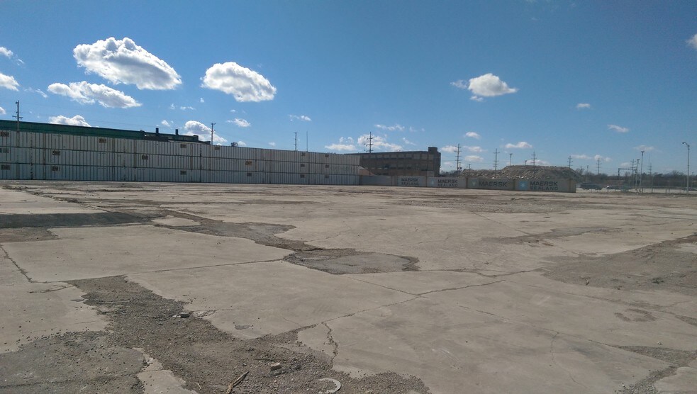 More Photos Of 280 E 155th St, Harvey Land For Sale