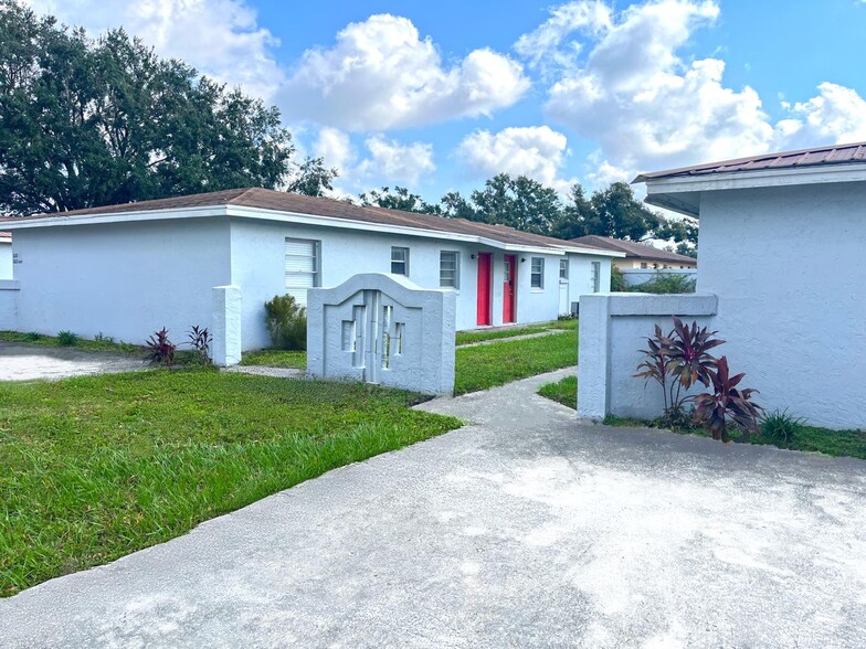 Primary Photo Of 453 S Westgate Ave, Lakeland Apartments For Sale