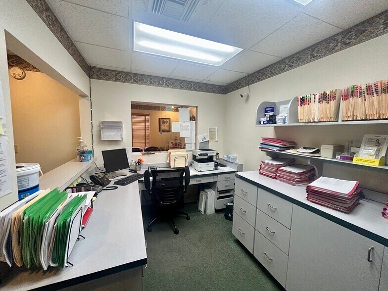 More Photos Of 5939 Virginia, New Port Richey Medical For Sale