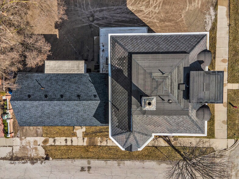 More Photos Of 701 Center Ave, Bay City Apartments For Sale