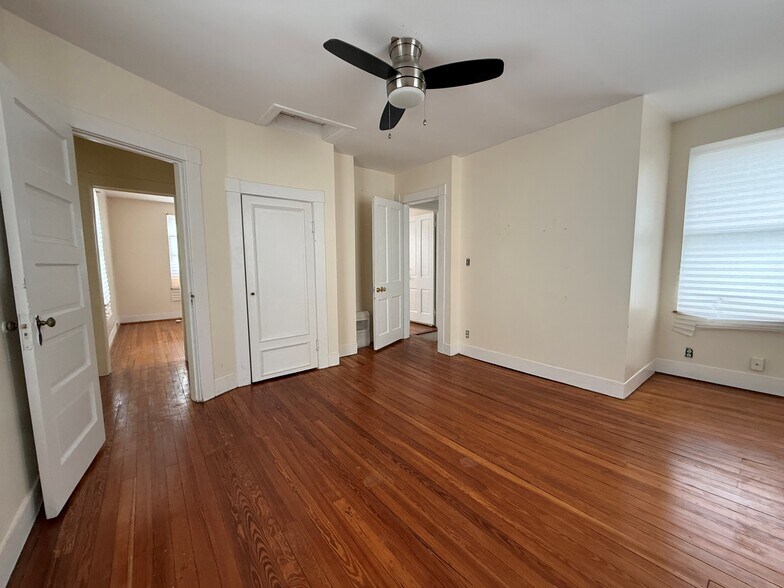 More Photos Of 635 Main St, Reisterstown Office For Sale