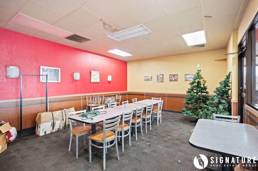 More Photos Of 207 S Miller Ave, Gillette Fast Food For Sale