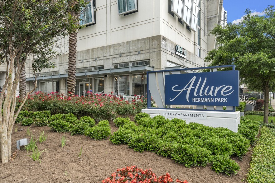 More Photos Of 5927 Almeda Rd, Houston Apartments For Lease